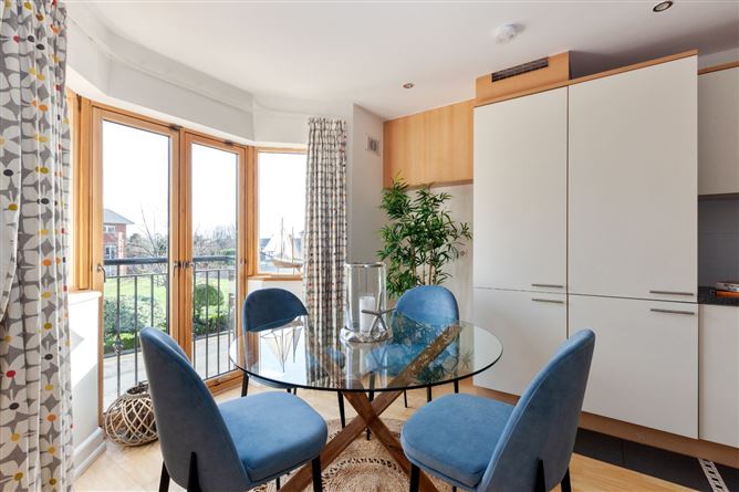 32 Redcourt Oaks, Seafield Road East, Clontarf, Dublin 3