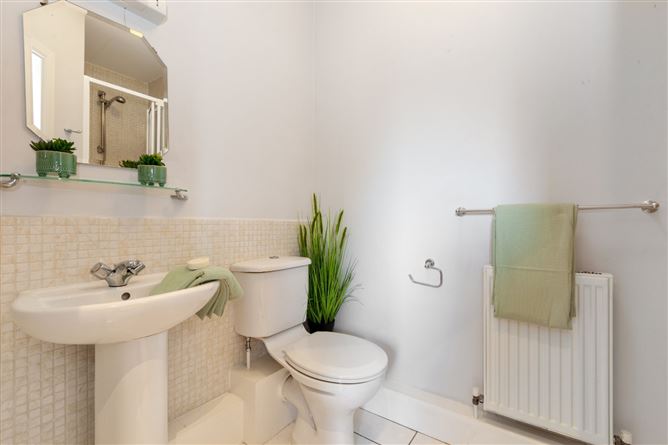 32 Redcourt Oaks, Seafield Road East, Clontarf, Dublin 3