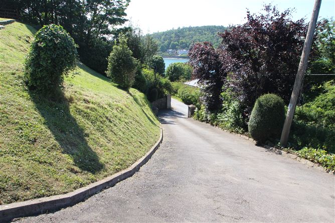 1 The Lackens, Point Road , Crosshaven, Cork