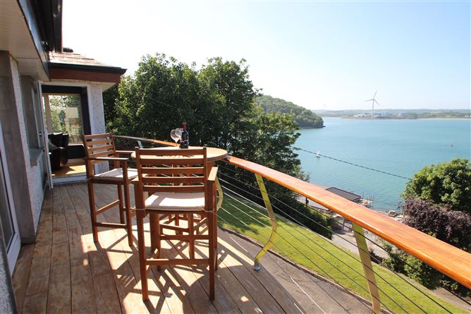 1 The Lackens, Point Road , Crosshaven, Cork