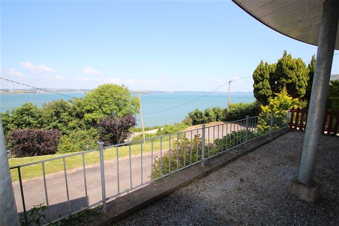 1 The Lackens, Point Road , Crosshaven, Cork