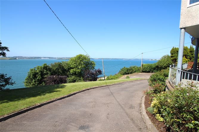 1 The Lackens, Point Road , Crosshaven, Cork