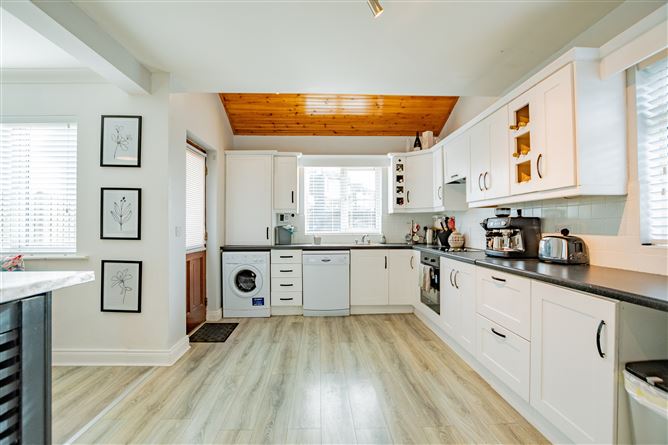 10 The Grove, Lakepoint Park, Mullingar, Westmeath