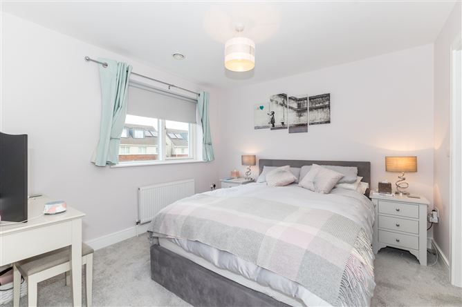 2a Diswellstown Avenue, Castleknock, Dublin 15