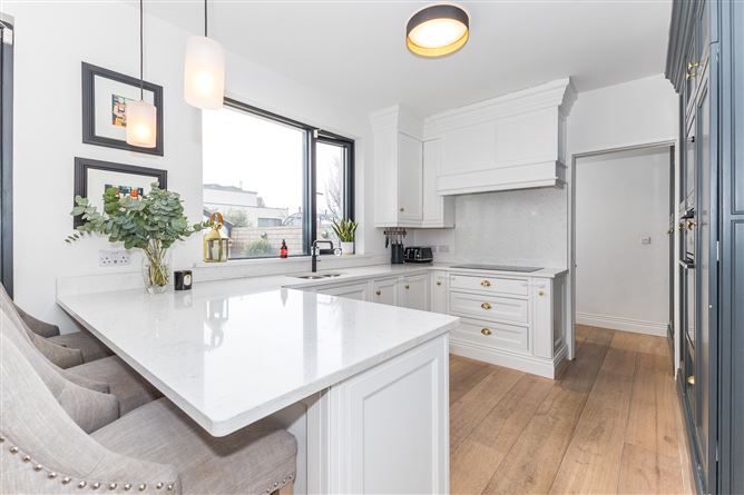 21 Portmarnock Crescent, Portmarnock, County Dublin