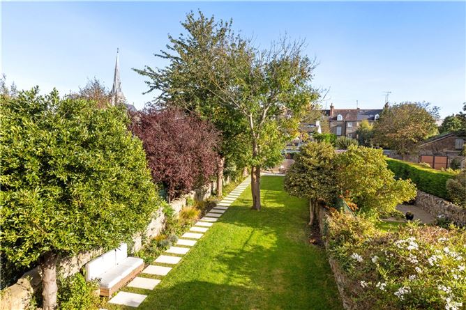5 Knapton Terrace, Monkstown, Co. Dublin