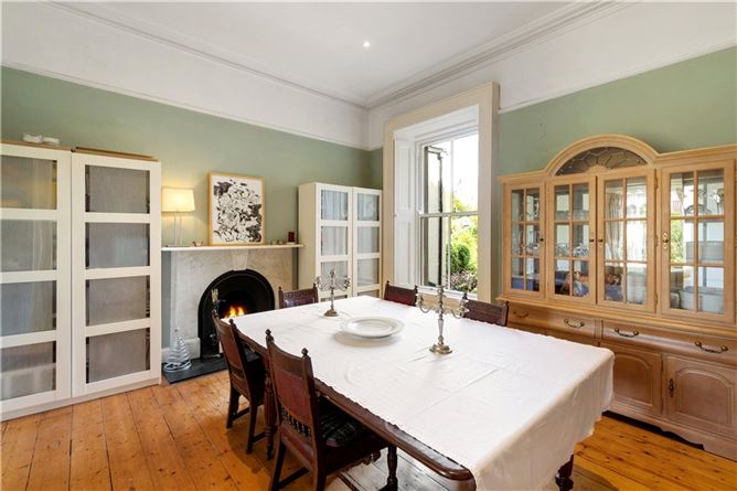 5 Knapton Terrace, Monkstown, Co. Dublin