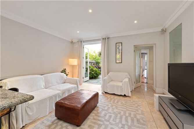 5 Knapton Terrace, Monkstown, Co. Dublin