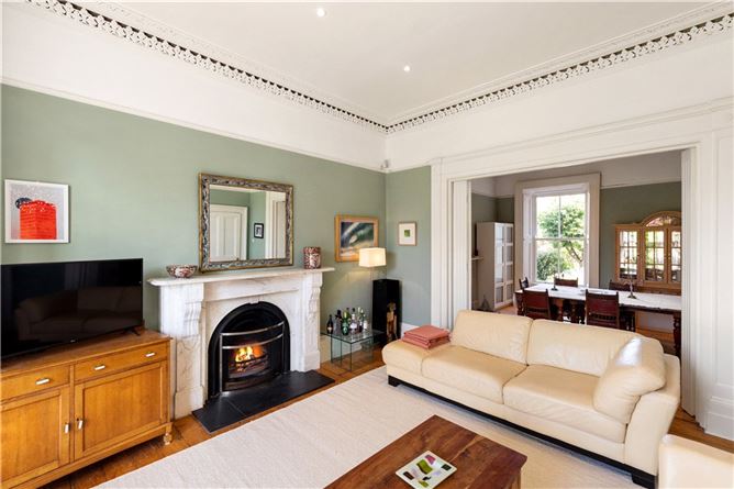 5 Knapton Terrace, Monkstown, Co. Dublin