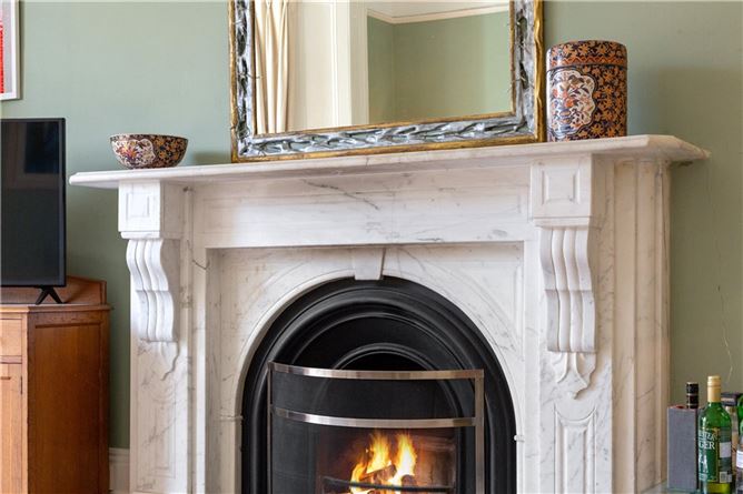 5 Knapton Terrace, Monkstown, Co. Dublin