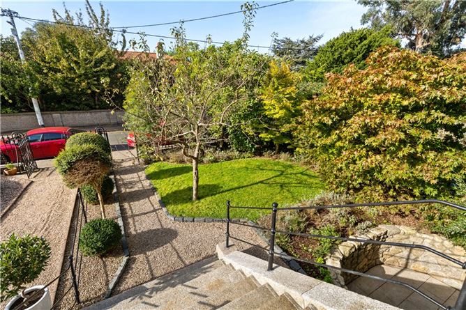 5 Knapton Terrace, Monkstown, Co. Dublin