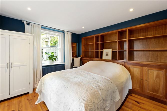 5 Knapton Terrace, Monkstown, Co. Dublin