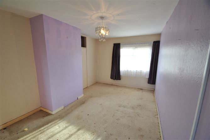 42 Assumption Park, Roscrea, Co. Tipperary