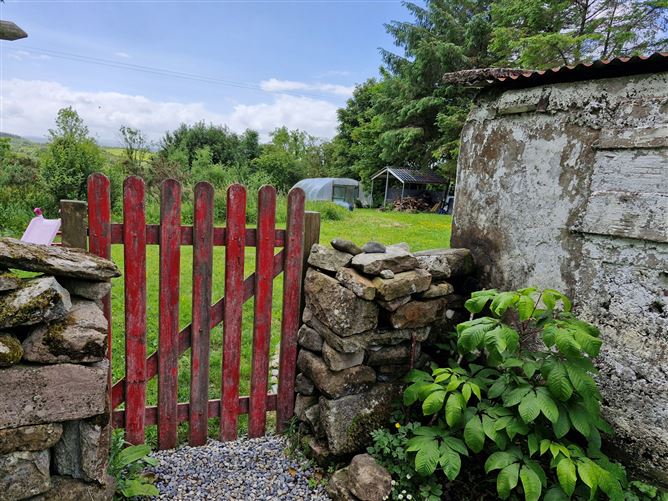 Slinaunroe, Clogher, Westport, Co. Mayo