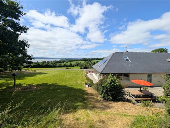 https://photos-a.propertyimages.ie/media/6/1/6/4945616/3c1aece8-239e-4cd8-883f-2e9360adf36b_l.jpg