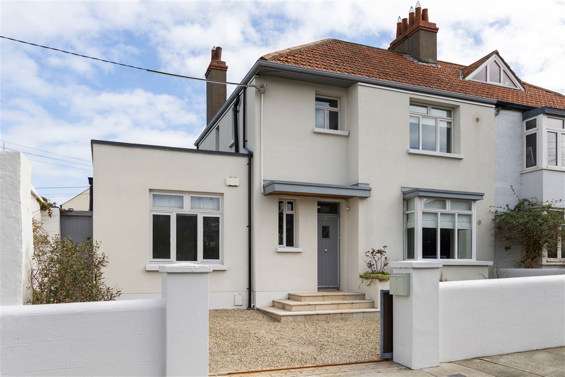 8 Marine Avenue, Sandycove, County Dublin