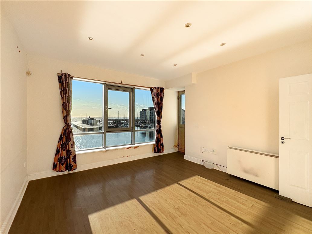 12 Tonn Na Mara, Dock Road, The Docks, Galway