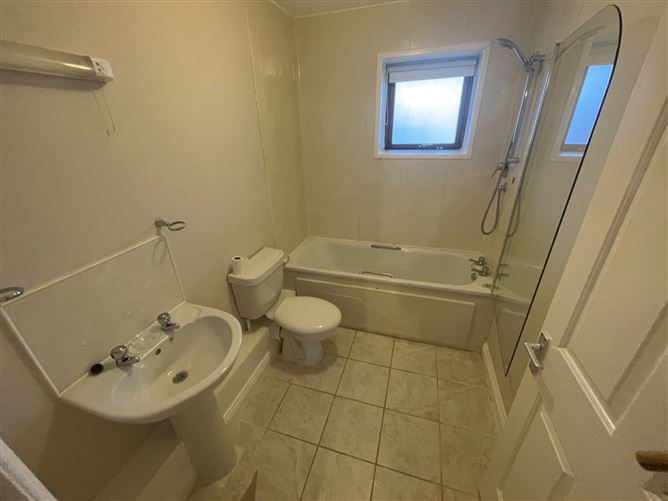 Montpellier Court, Tallaght, Dublin 24