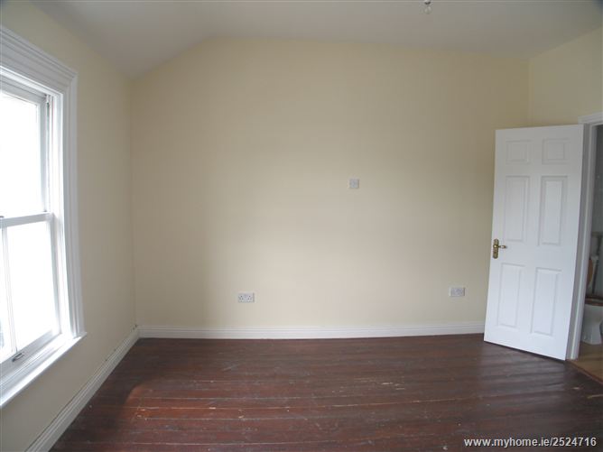 The Square, Ballymore Eustace, Kildare
