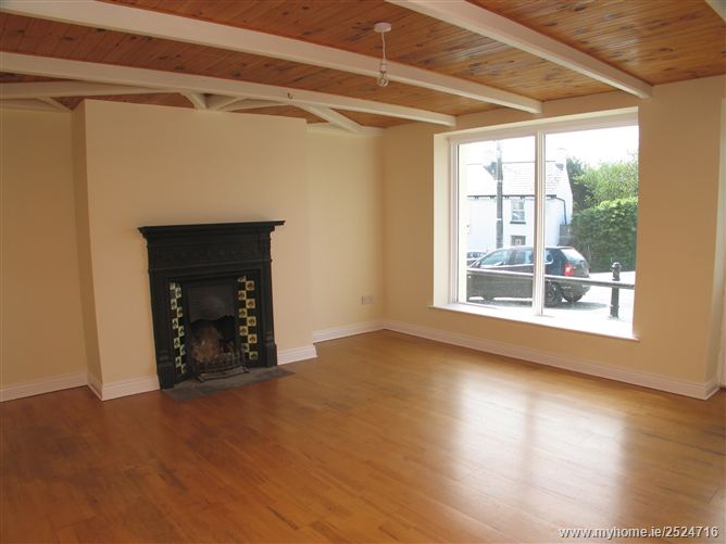 The Square, Ballymore Eustace, Kildare