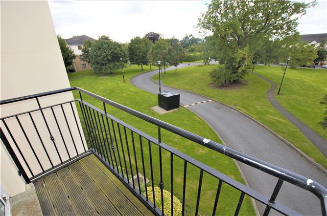 The Green, Larch Hill, Santry, Dublin 9