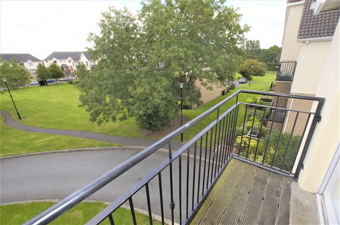 The Green, Larch Hill, Santry, Dublin 9