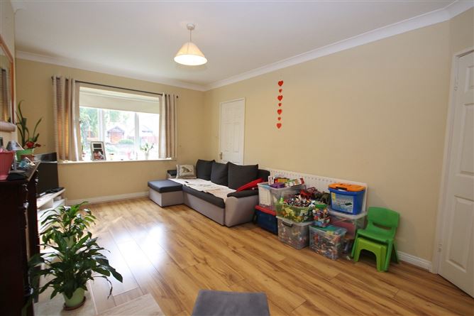 14 Elmbrook Walk, Lucan, Co. Dublin