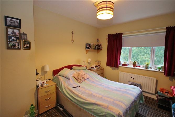 14 Elmbrook Walk, Lucan, Co. Dublin