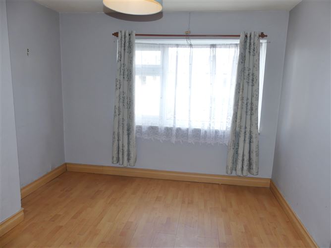 Photo 18 of 25 — 28 Whitehall Road West, Walkinstown, Dublin 12