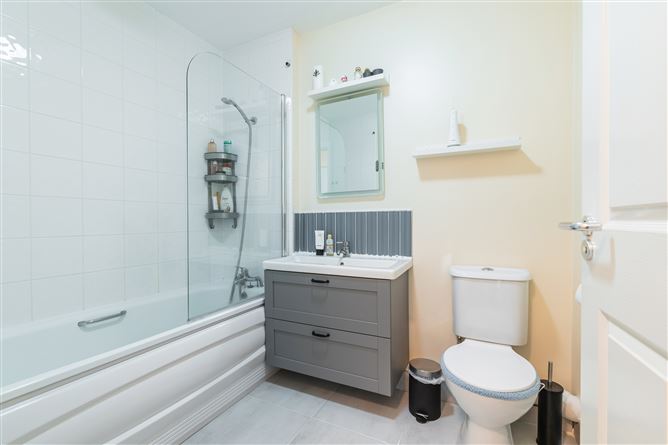 56 The Belfry, Stepaside, Dublin 18