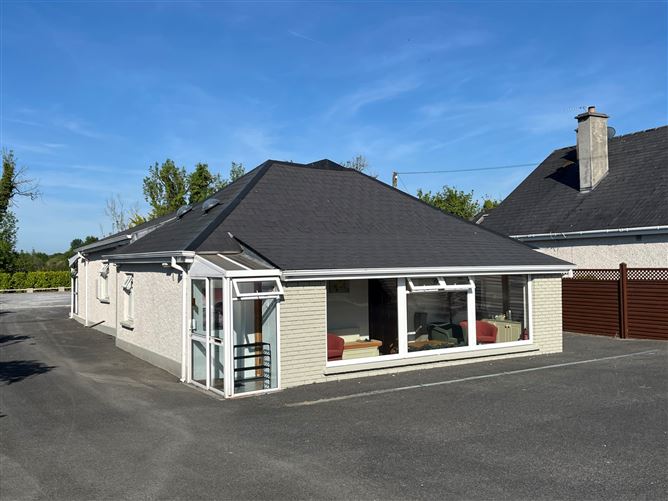 Roscommon Road, Athlone, Co. Westmeath