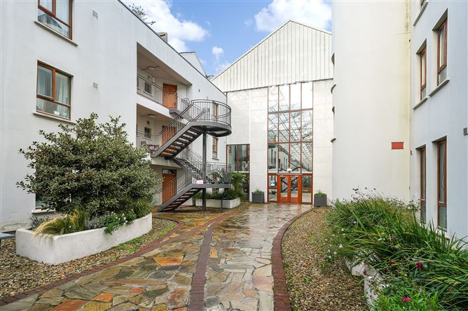 109 The Sycamore, Winter Garden, Pearse Street, Dublin 2, Dublin, D02AK24