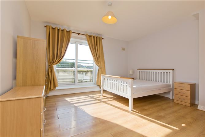 Photo 7 of 12 — APT 70, The Malthouse, Block G, Marrowbone Lane, Dublin 8