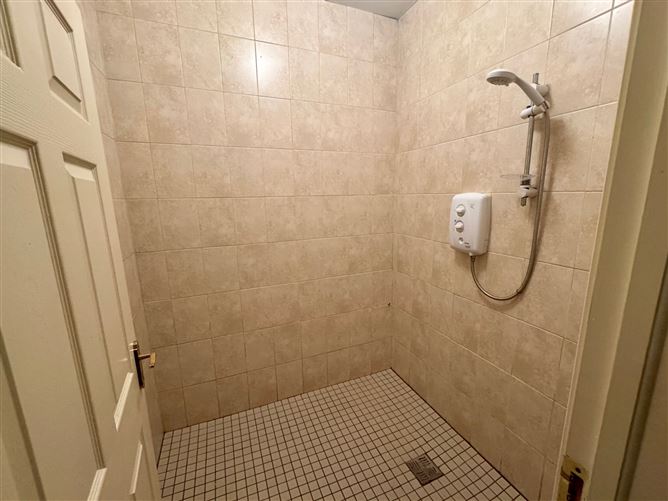 Photo 7 of 8 — Apt 3 Golf Links Road, Ballinamore, Leitrim