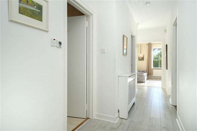 Casa Mia, 102 Avondale Road, Killiney, County Dublin