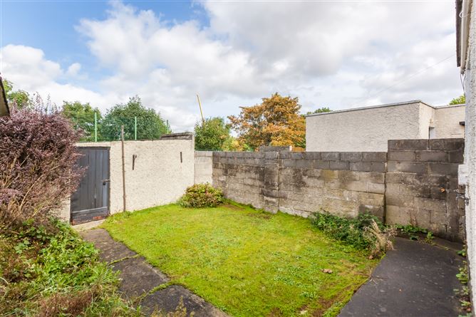 24 Glendhu Road, Navan Road, Dublin 7