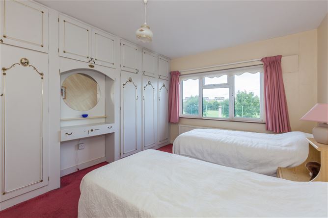 24 Glendhu Road, Navan Road, Dublin 7