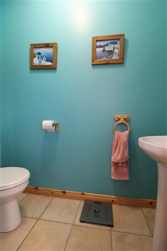 1 Cois Na hAbhainn, Abbeyknockmoy, Galway