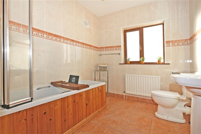 12 Teeronea, Kilkishen, Co. Clare