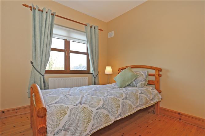 12 Teeronea, Kilkishen, Co. Clare