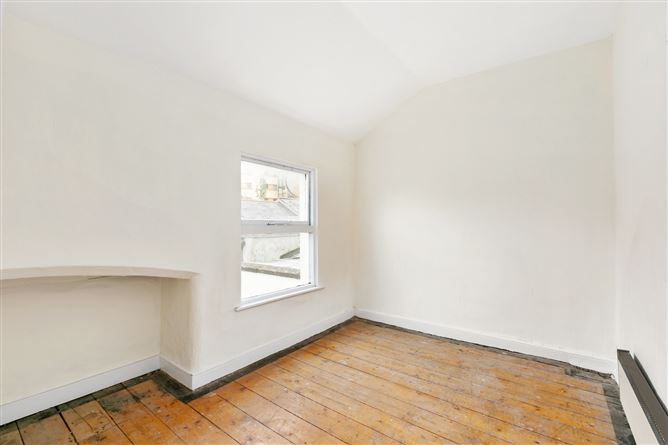 8 Watkins Building, The Coombe, The Coombe, Dublin 8