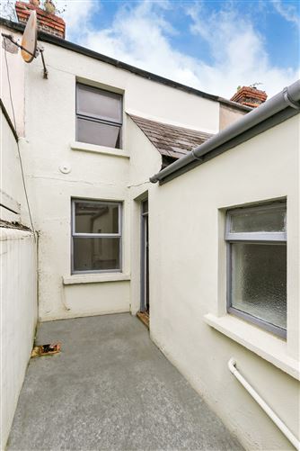 8 Watkins Building, The Coombe, The Coombe, Dublin 8
