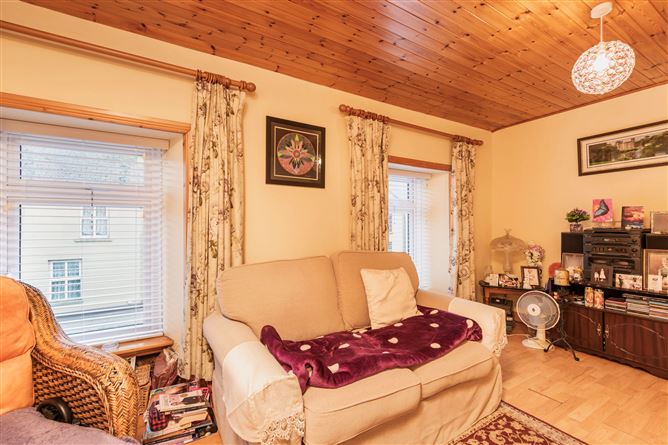 5 Dempseys Terrace, Wexford Town