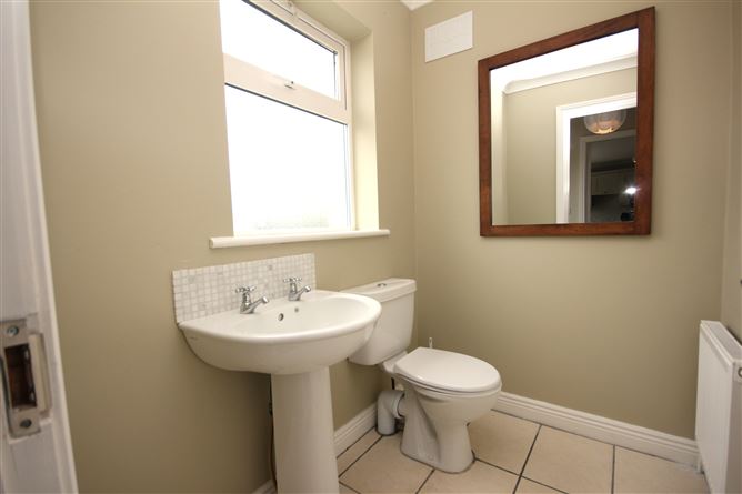 Photo 9 of 18 — Tofino House Portlaoise Road Abbeyleix Laois , Abbeyleix, Laois