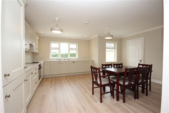 Photo 7 of 18 — Tofino House Portlaoise Road Abbeyleix Laois , Abbeyleix, Laois