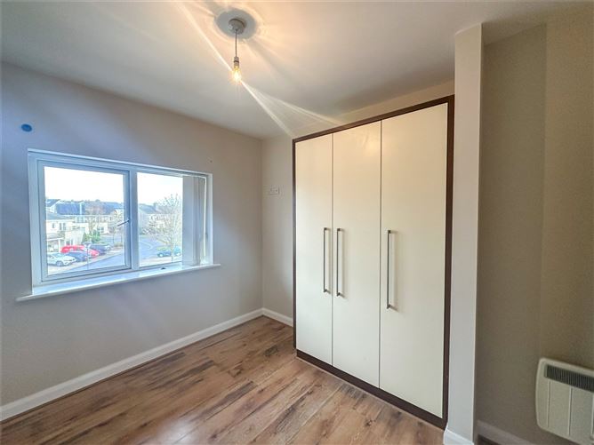 136 Boireann Bheag, Roscam, Galway