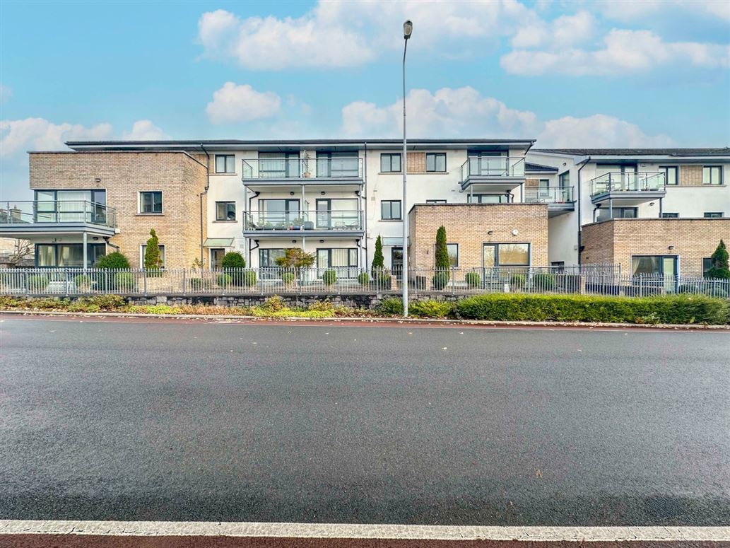 136 Boireann Bheag, Roscam, Galway