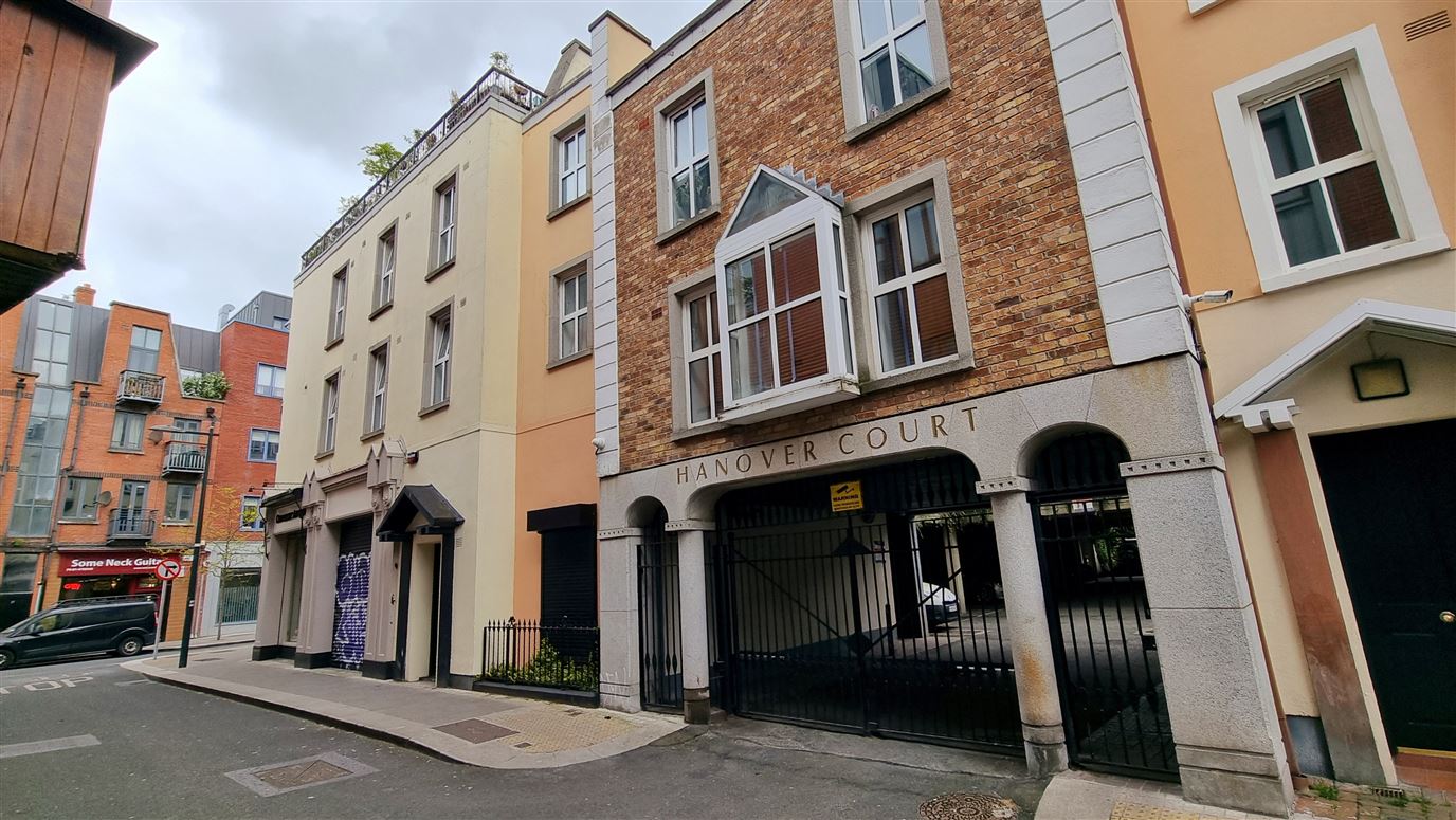 Apartment 28, Hanover Court, Francis Street, South City Centre,   Dublin 8