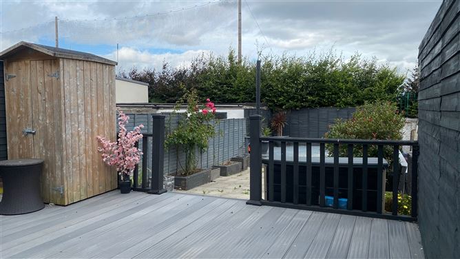 Photo 11 of 18 — 207 Clogher Road, Crumlin, Dublin 12
