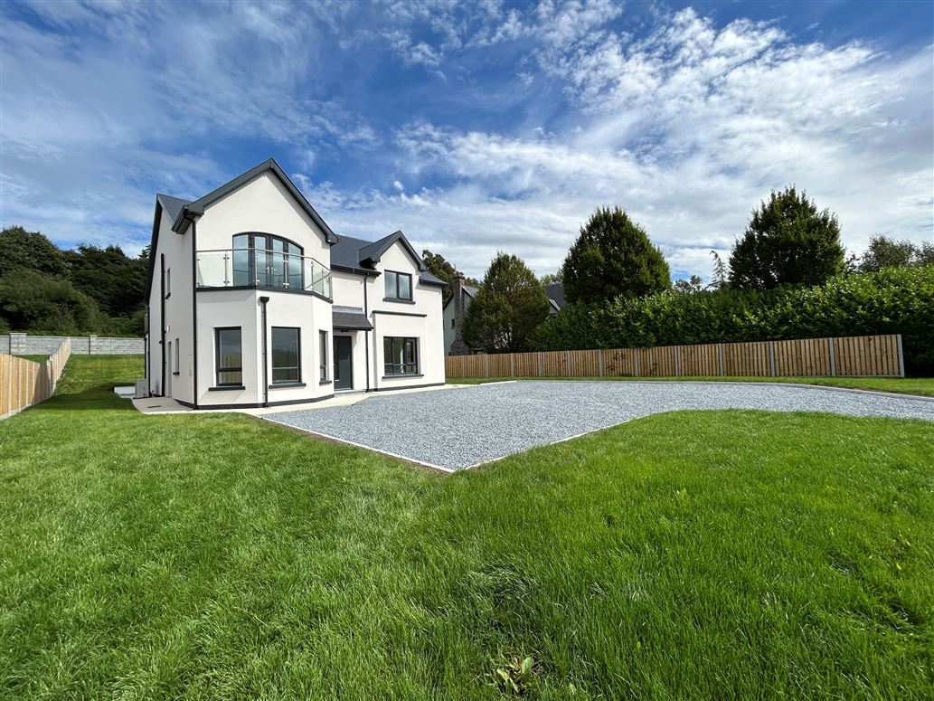 14 Lakeview Heights, Cullenagh, Ballina, Tipperary